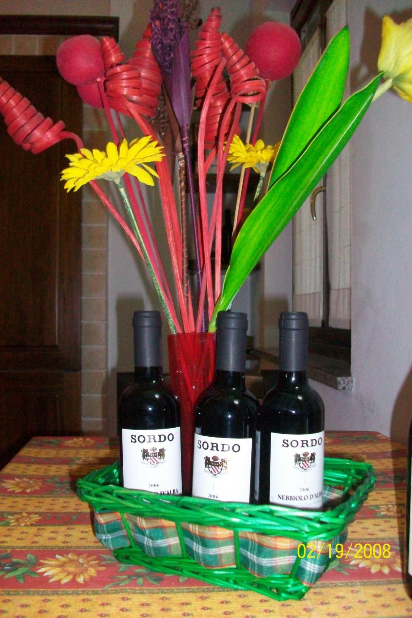 Tra... Monti E Vigne Bed & Breakfast La Morra Luaran gambar
